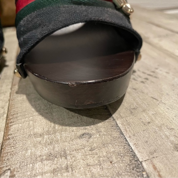 Authentic GUCCI  Horsebit Monogram Canvas And Wood
Heels Clogs Mules Sz 8 - Picture 11 of 11